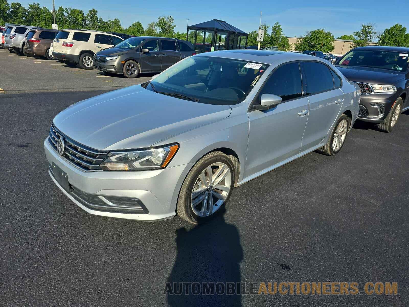 1VWLA7A34KC014235 Volkswagen Passat 2019