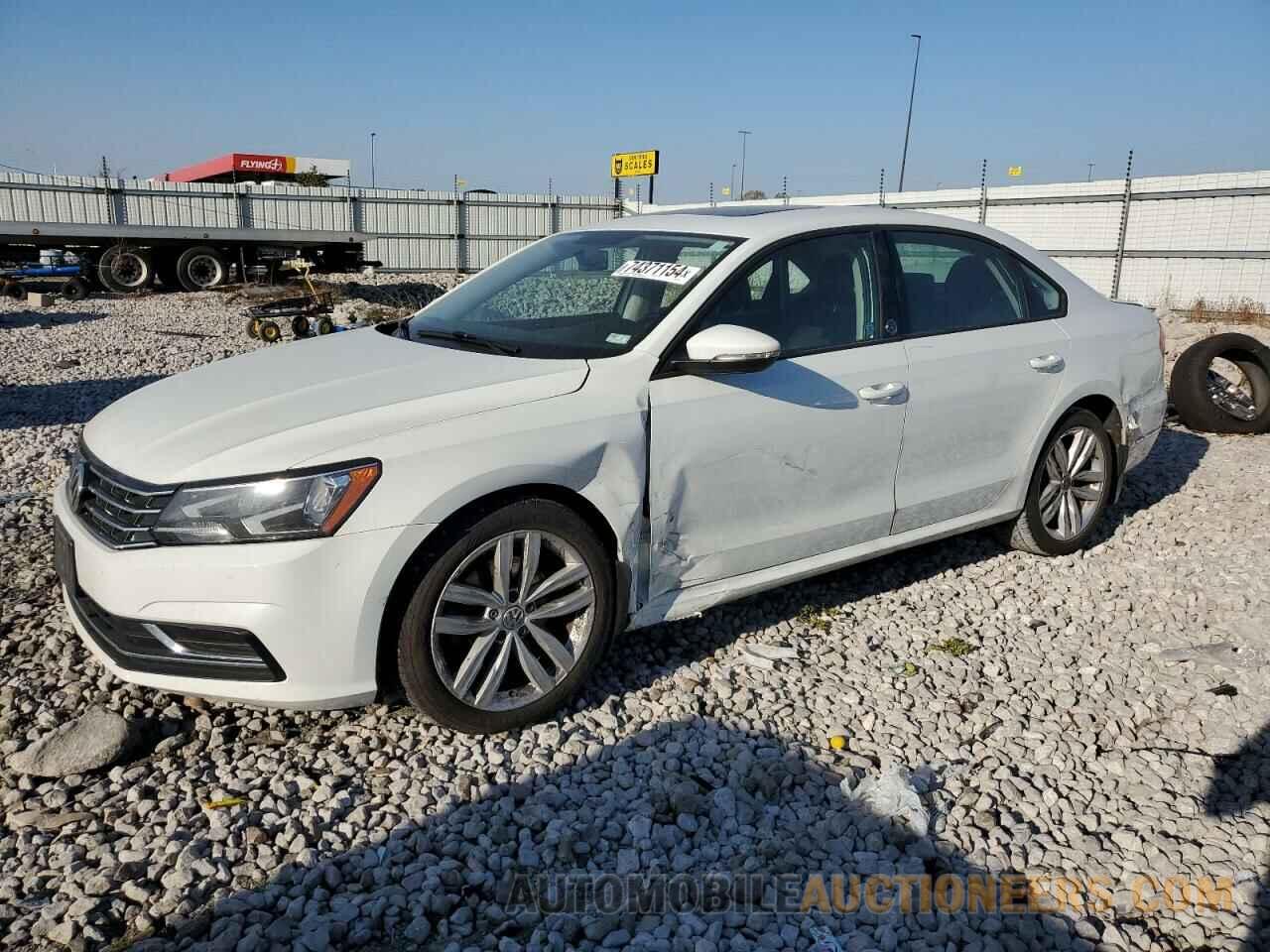 1VWLA7A35KC012137 VOLKSWAGEN PASSAT 2019