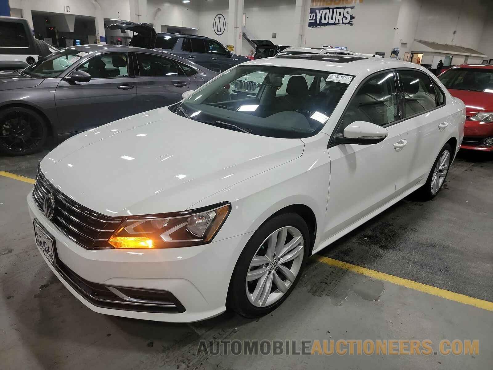 1VWLA7A37KC002242 Volkswagen Passat 2019