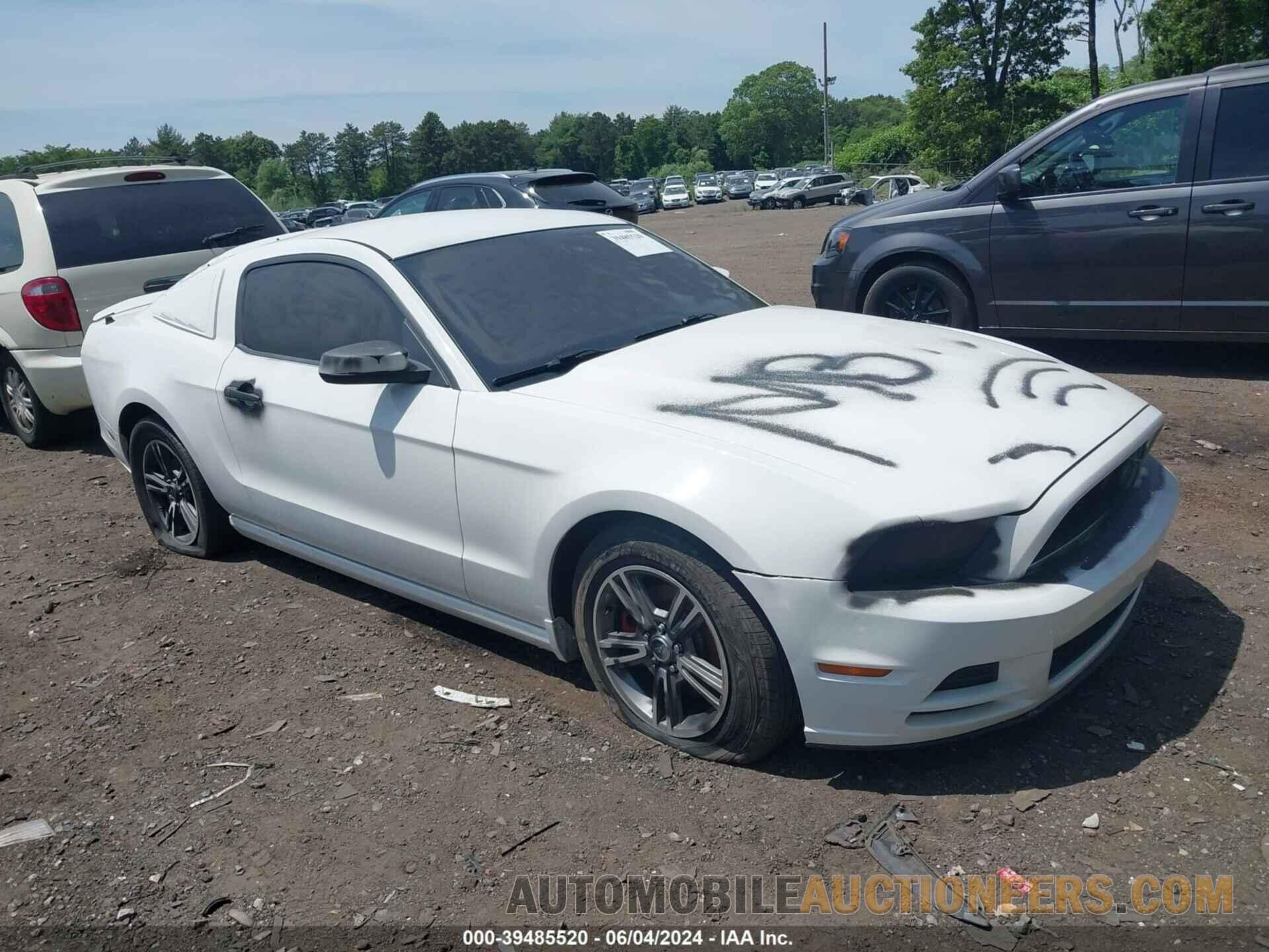 1ZVBP8AM0D5225223 FORD MUSTANG 2013