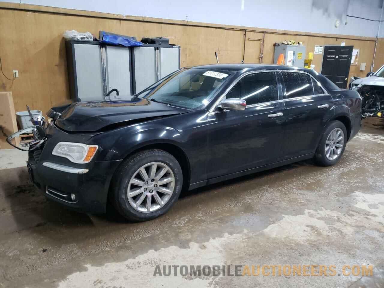 2C3CA5CG5BH594068 CHRYSLER 300 2011