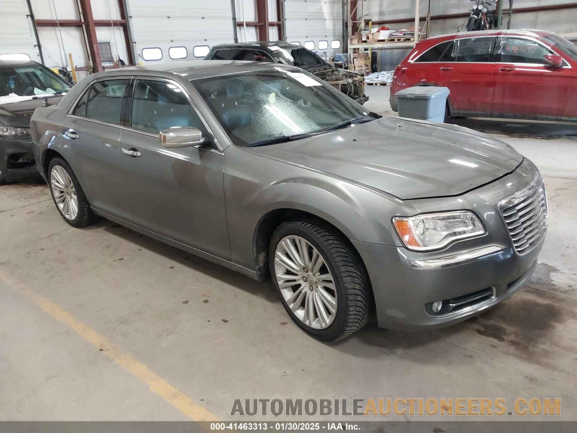 2C3CA5CG7BH599479 CHRYSLER 300 2011