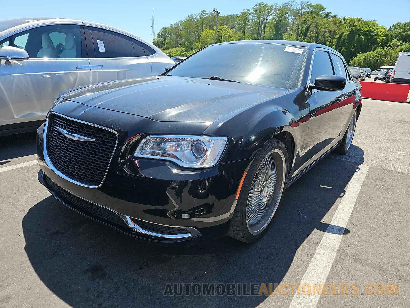 2C3CCAAG0FH807035 Chrysler 300 2015