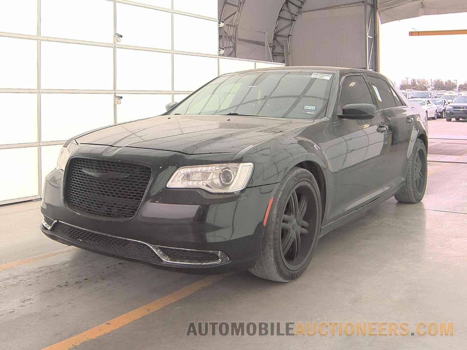 2C3CCAAG0FH930334 Chrysler 300 2015