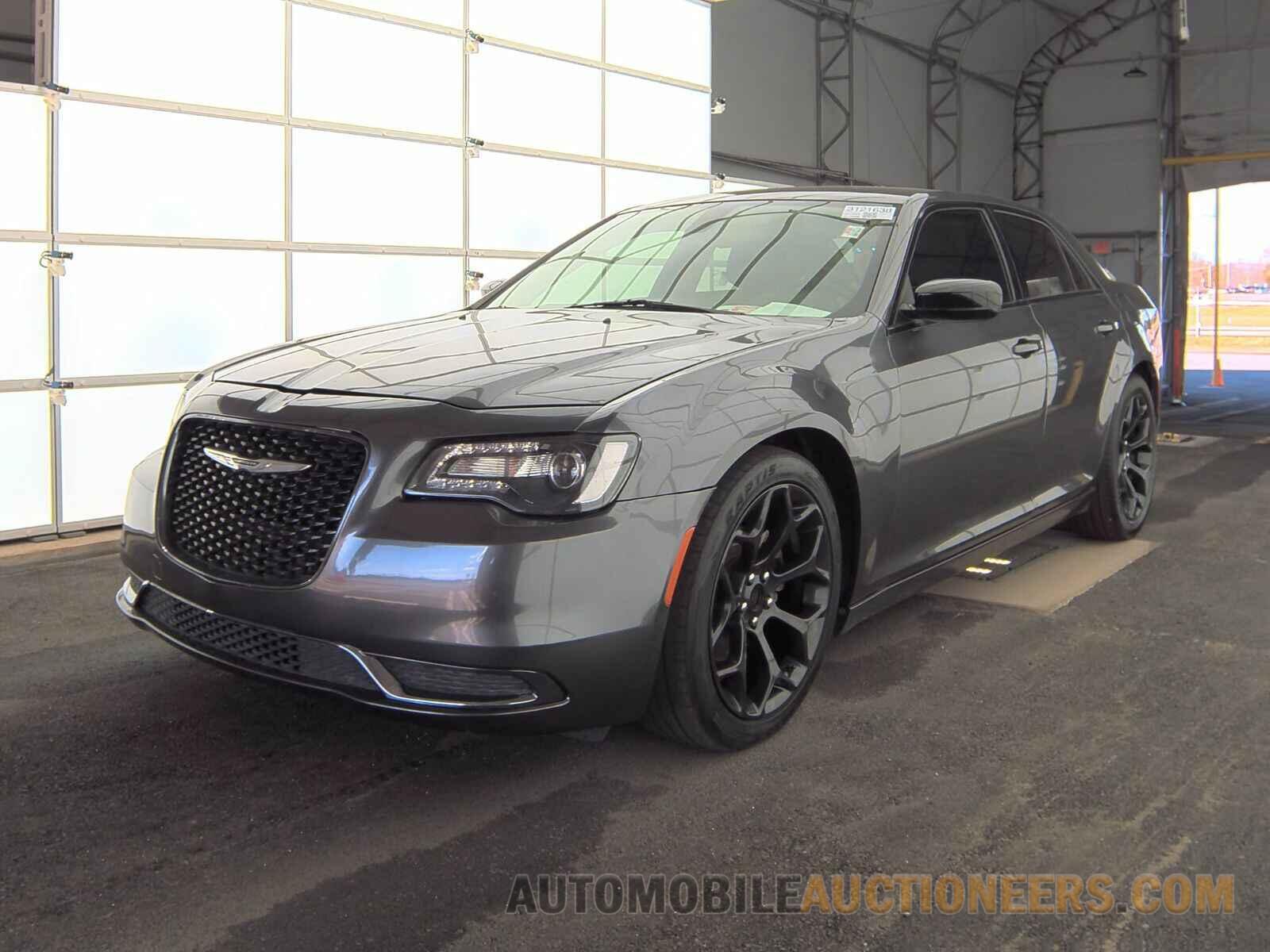 2C3CCAAG1KH740679 Chrysler 300 2019