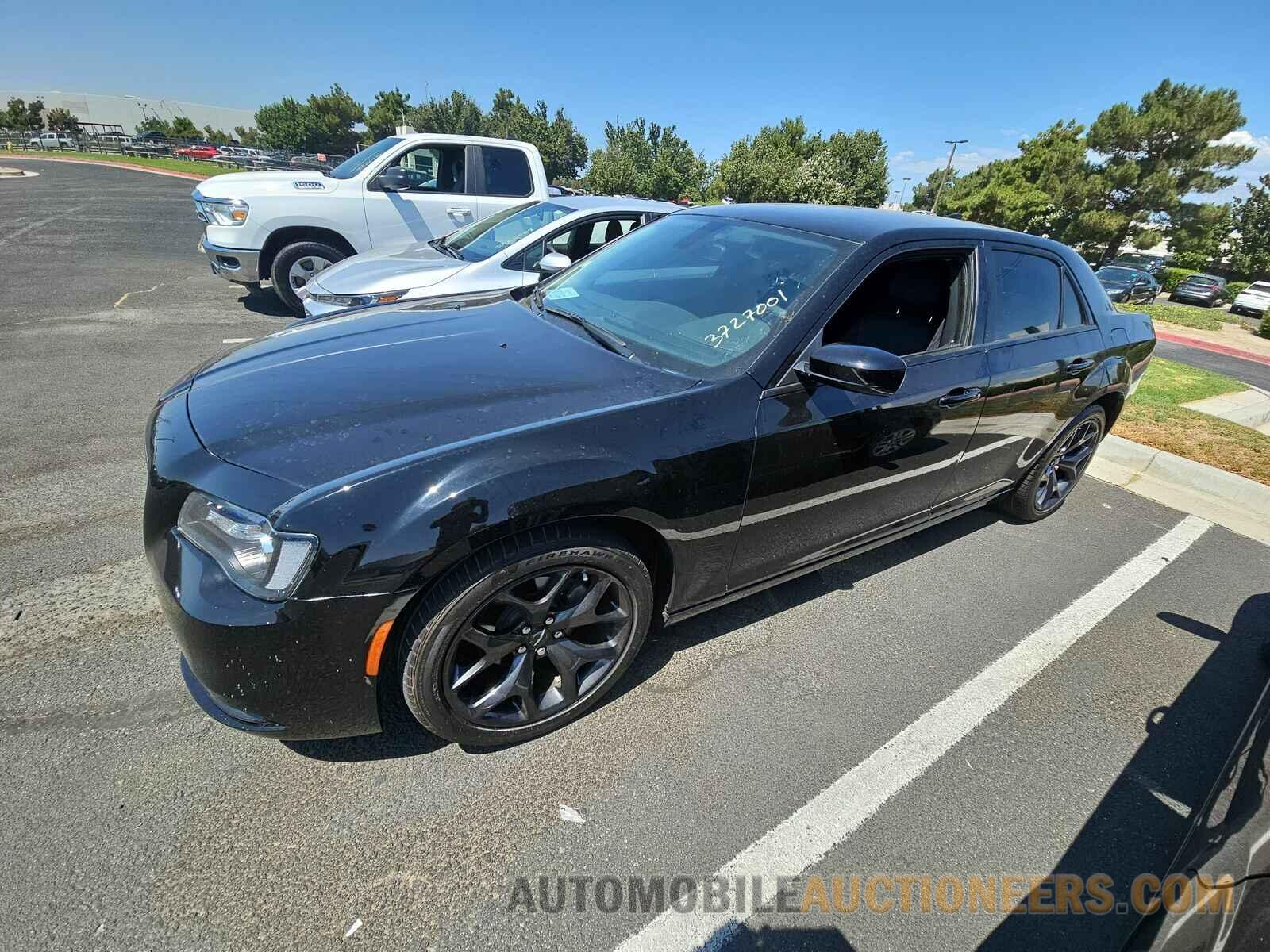 2C3CCAAG1PH505898 Chrysler 300 2023