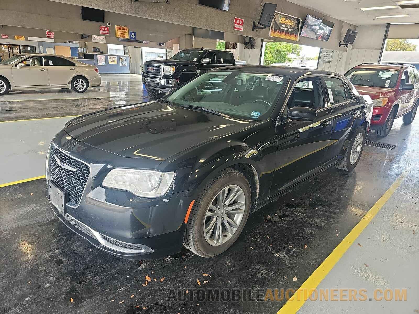 2C3CCAAG2KH636847 Chrysler 300 2019