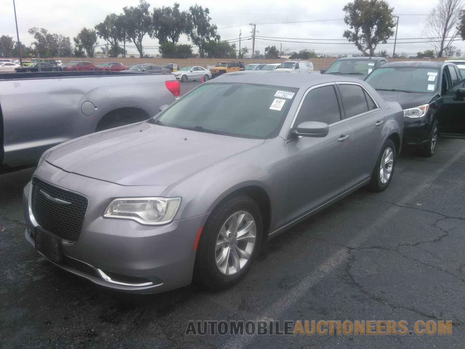 2C3CCAAG3FH931476 Chrysler 300 2015