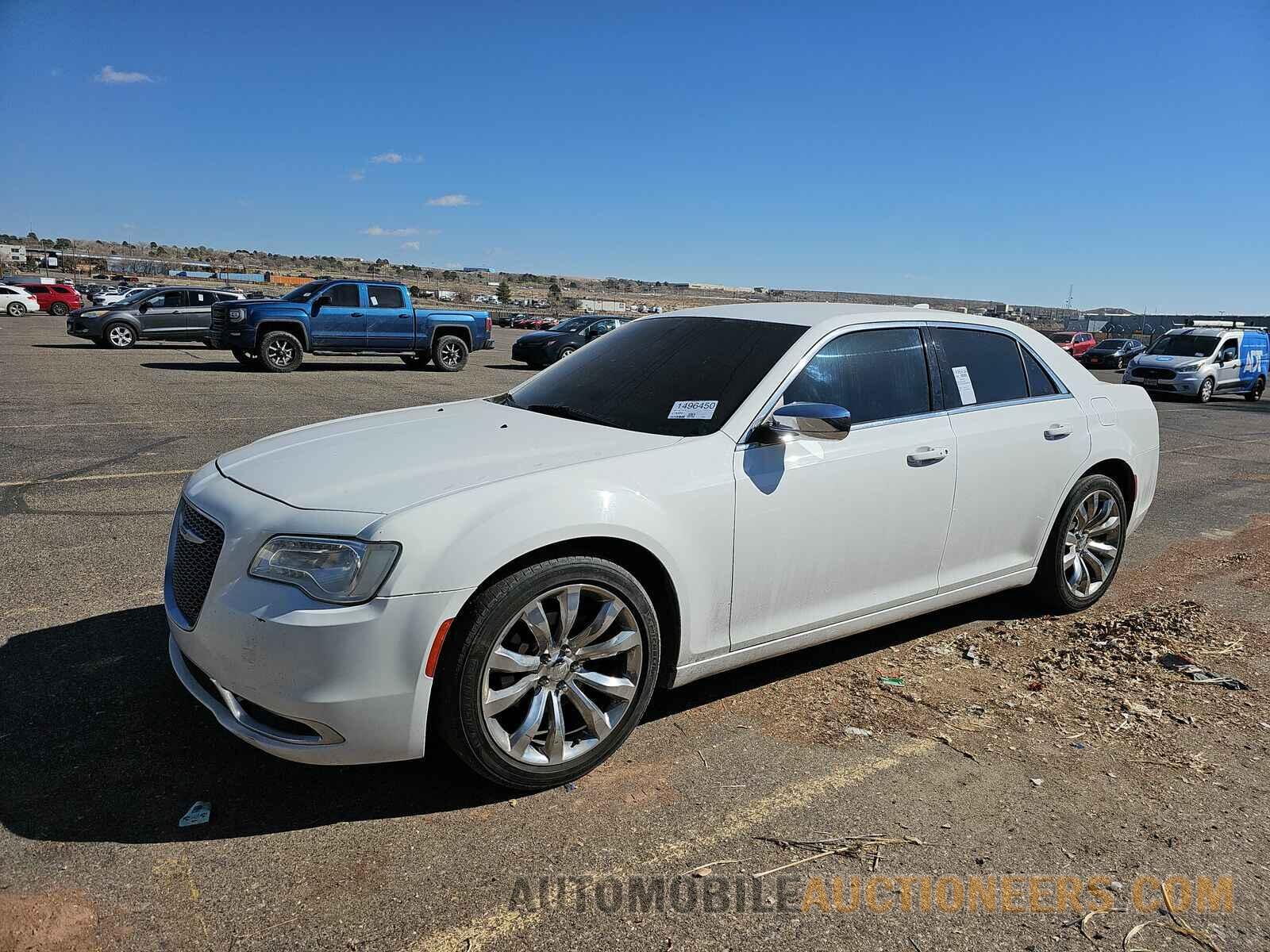 2C3CCAAG3JH275448 Chrysler 300 2018