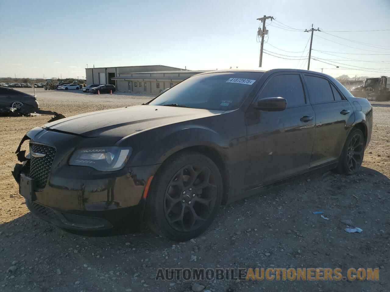 2C3CCAAG3KH733166 CHRYSLER 300 2019