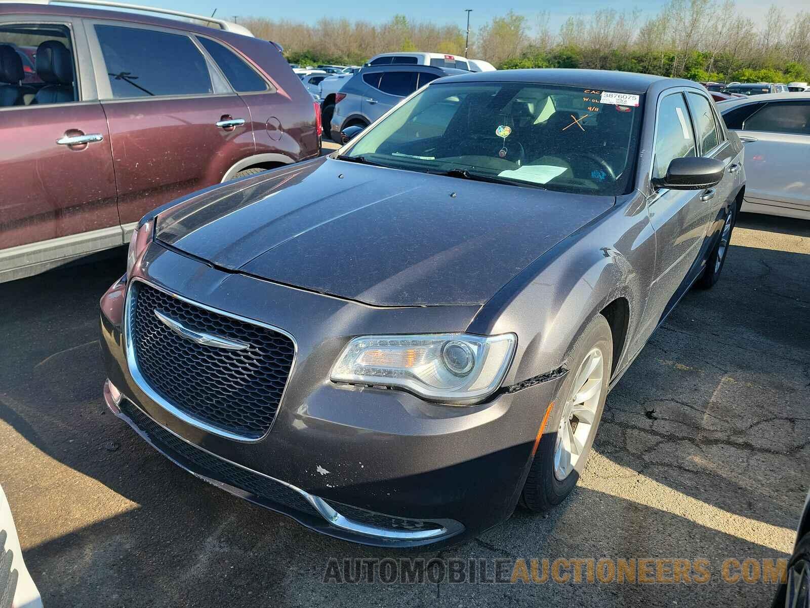 2C3CCAAG4FH807247 Chrysler 300 2015