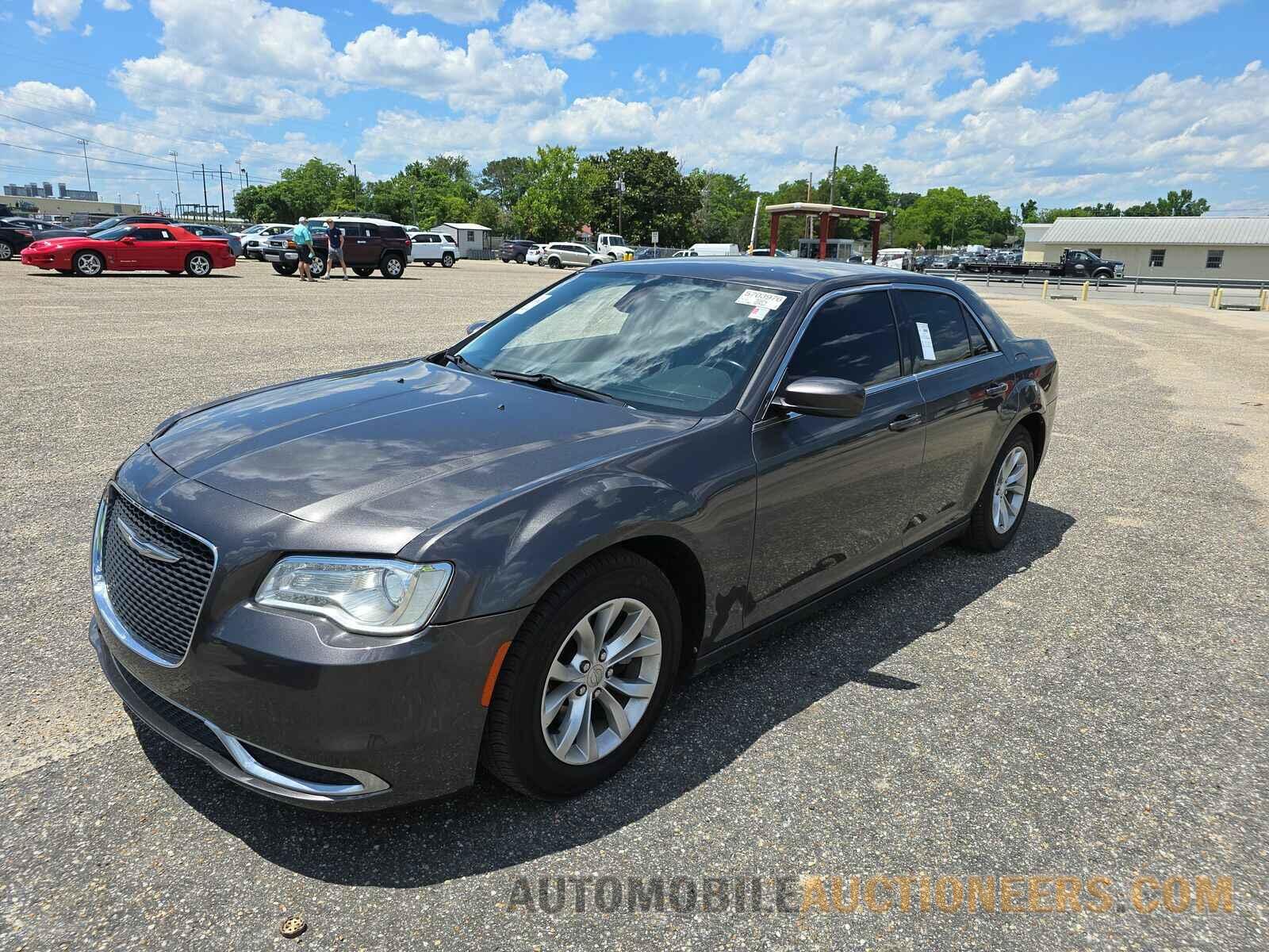 2C3CCAAG5FH898979 Chrysler 300 2015