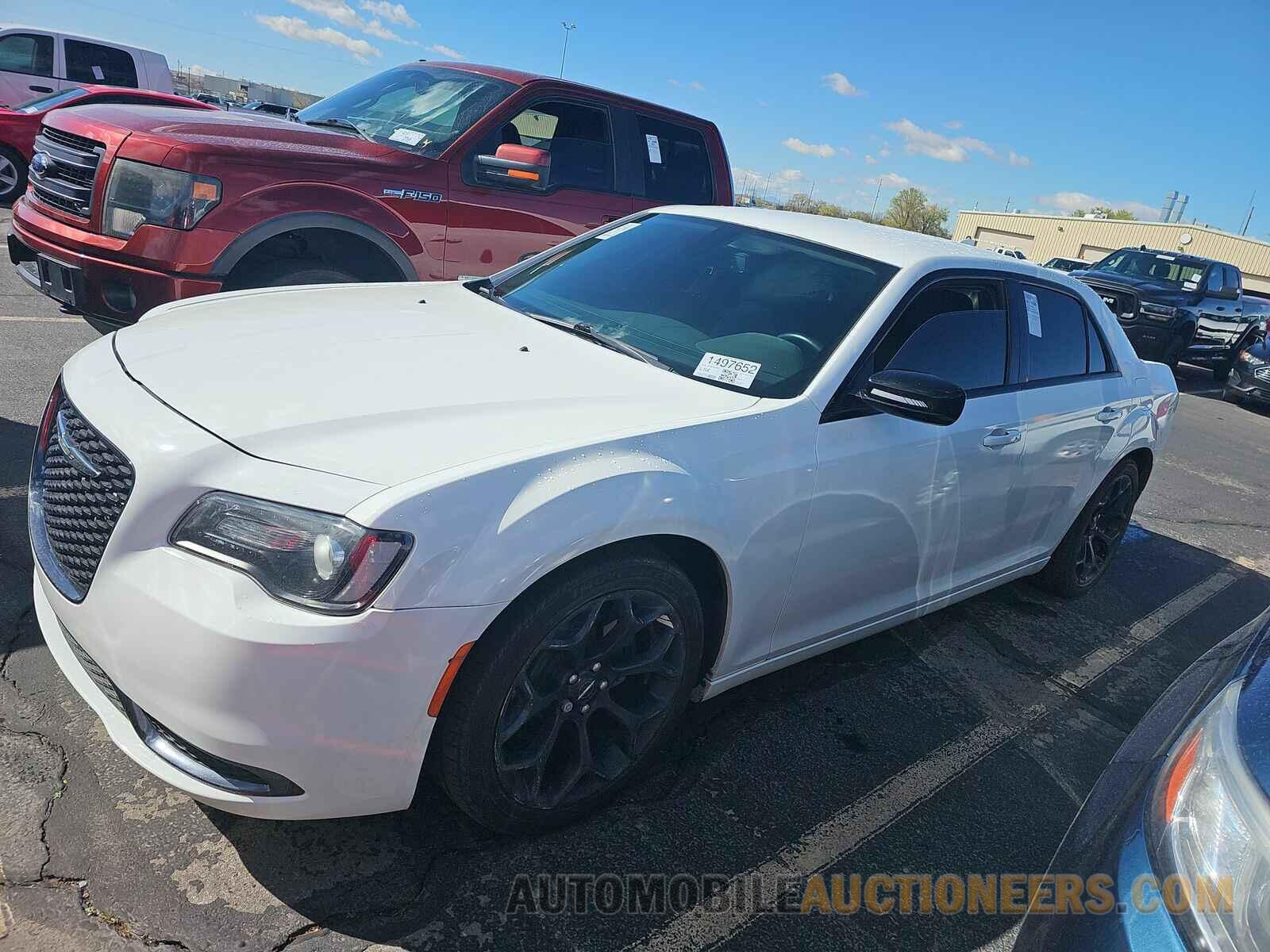 2C3CCAAG5KH570360 Chrysler 300 2019