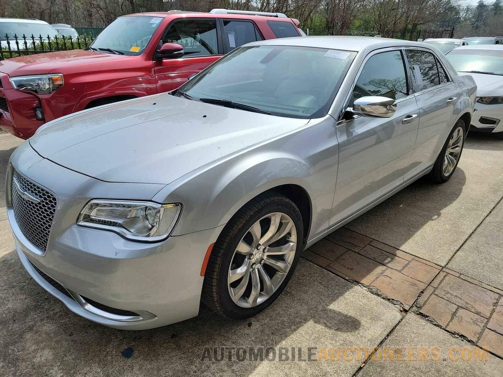 2C3CCAAG5LH233575 Chrysler 300 2020