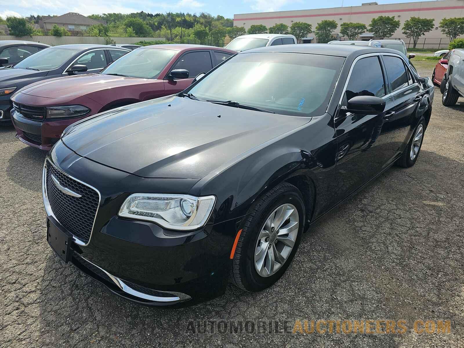 2C3CCAAG6FH801921 Chrysler 300 2015