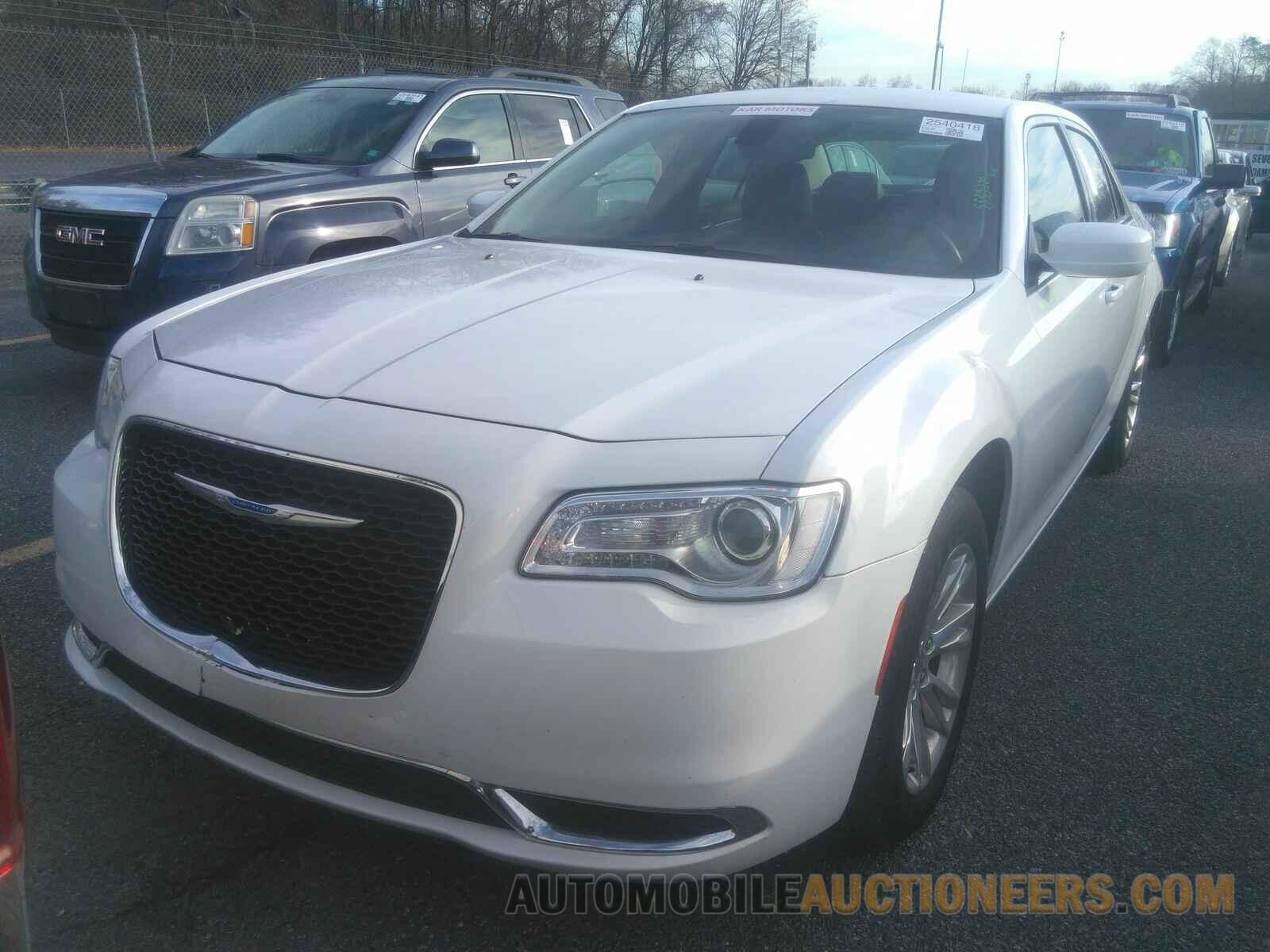 2C3CCAAG9JH265023 Chrysler 300 2018