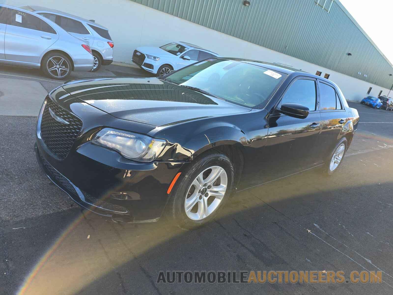 2C3CCAAG9KH675984 Chrysler 300 2019