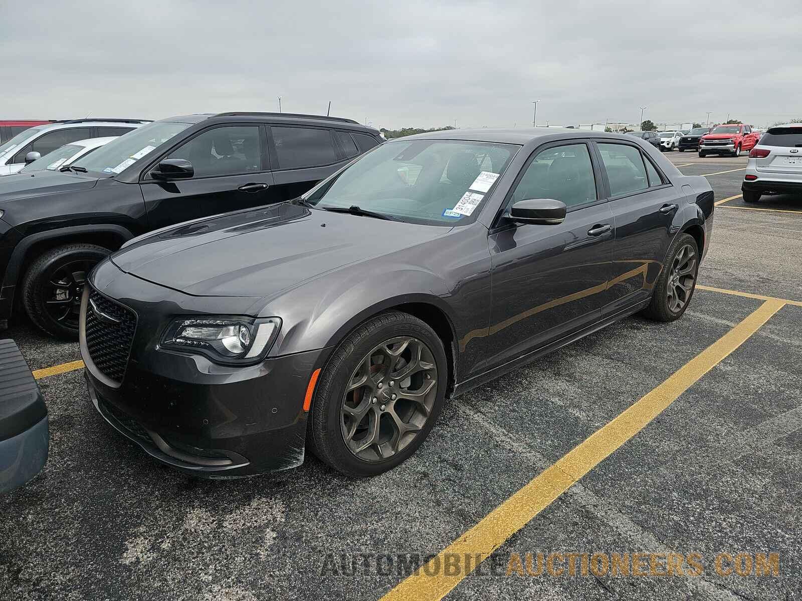 2C3CCABG1GH358206 Chrysler 3 2016