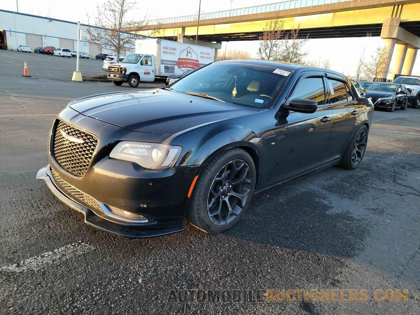 2C3CCABG1KH755827 Chrysler  2019