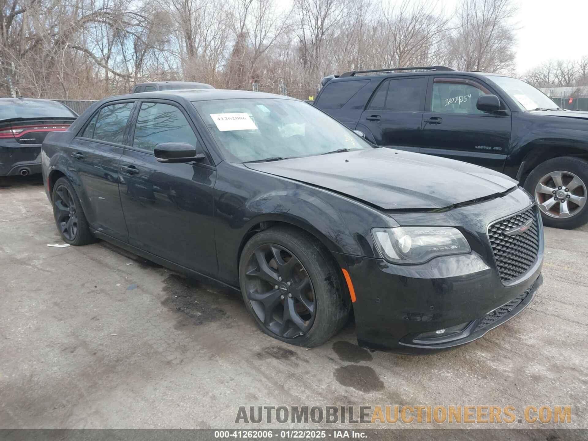 2C3CCABG1PH589932 CHRYSLER 300 2023