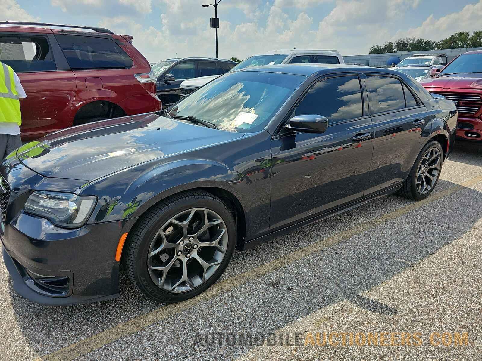 2C3CCABG4HH668965 Chrysler  2017