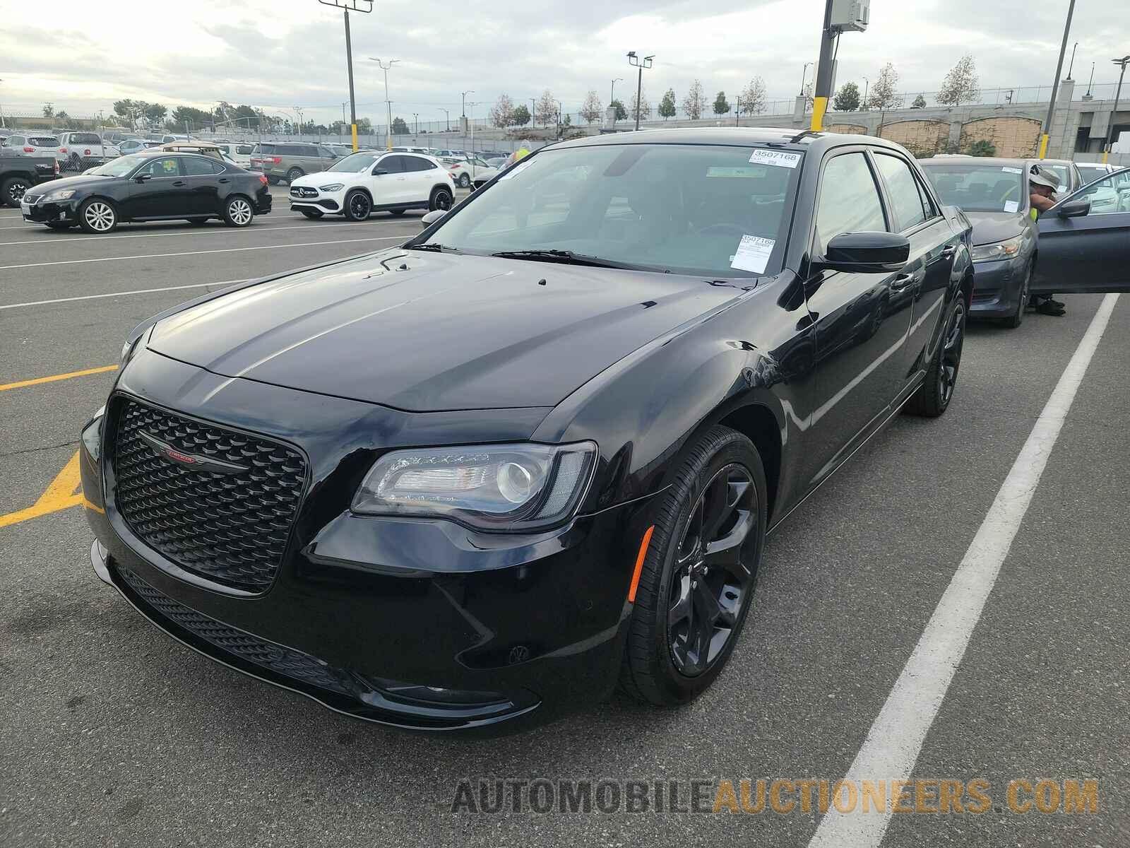 2C3CCABG4MH529364 Chrysler  2021