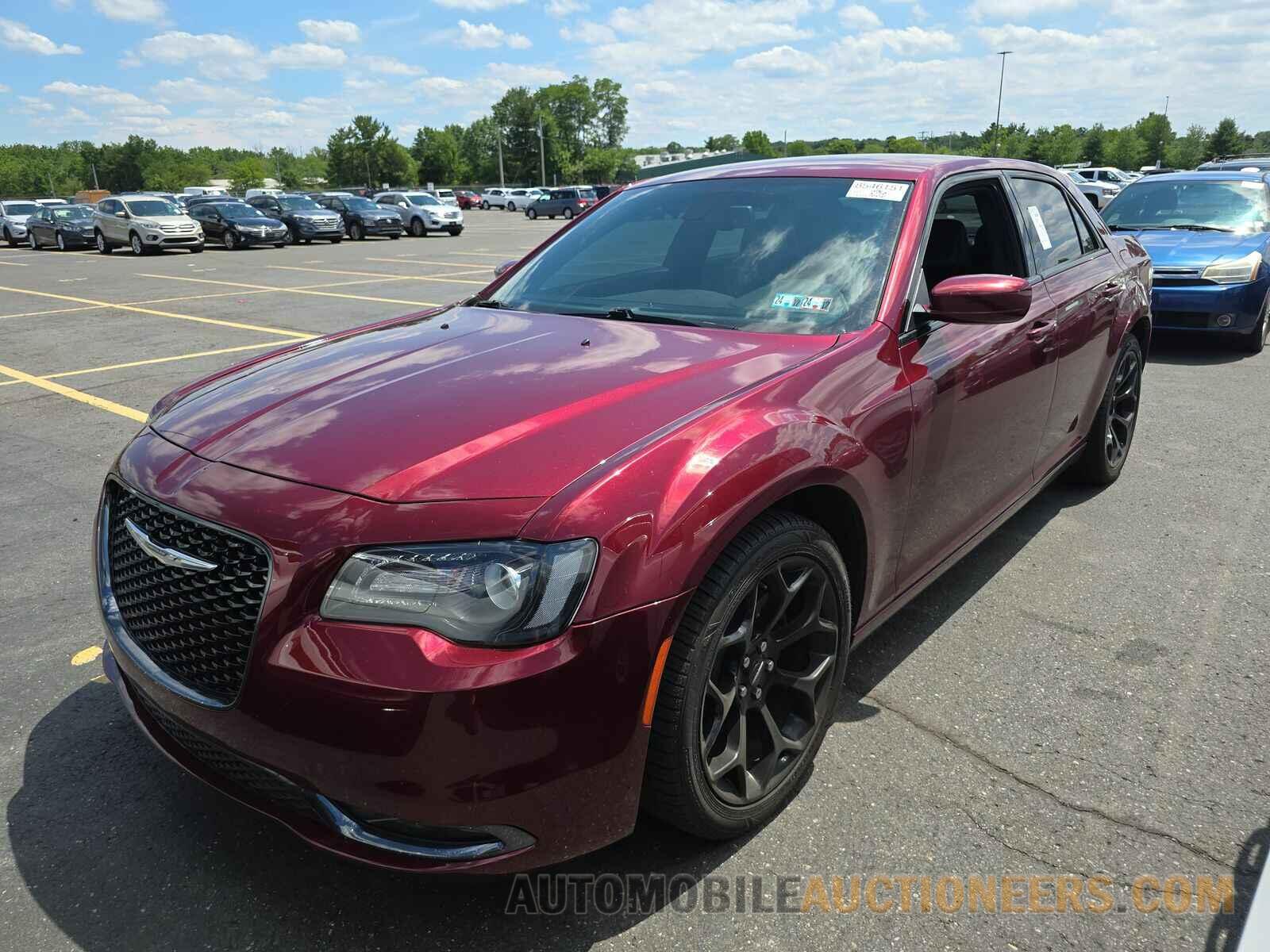 2C3CCABG7KH635045 Chrysler  2019