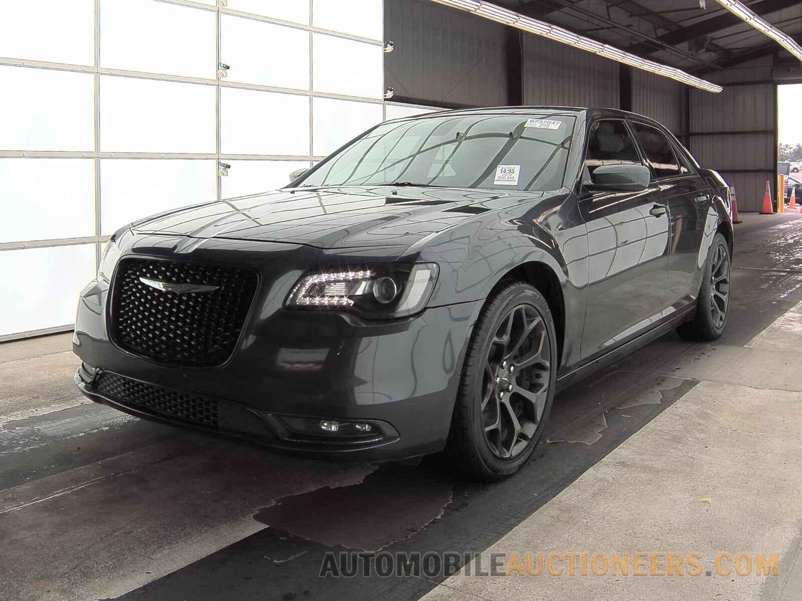 2C3CCABG8KH515318 Chrysler  2019