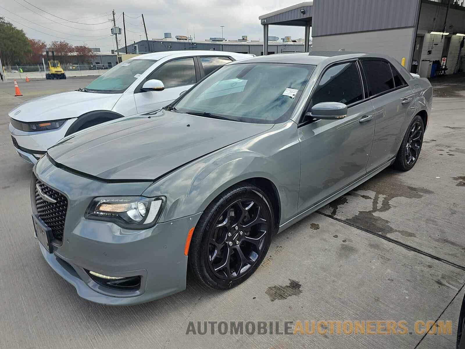 2C3CCABT1JH177191 Chrysler  2018