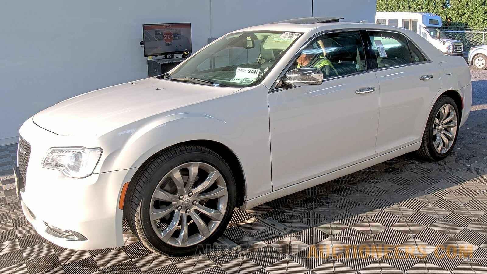 2C3CCAEG0LH103004 Chrysler 300 Limited 2020