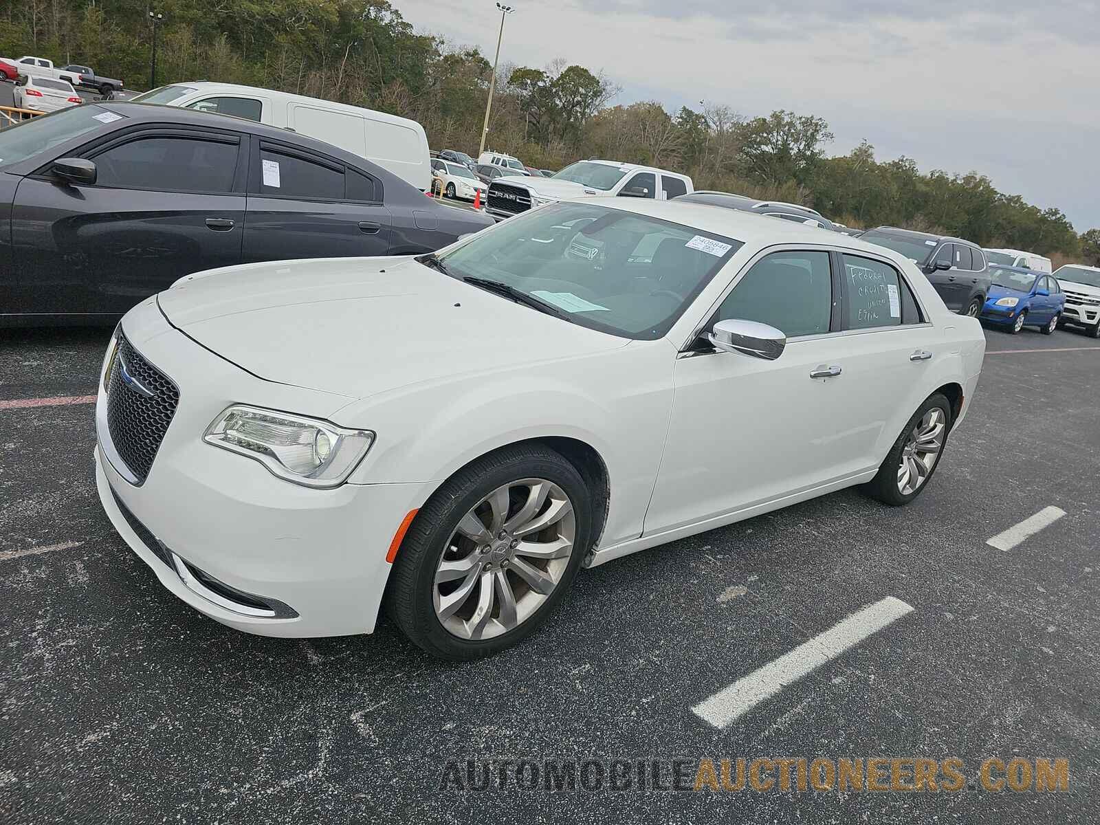 2C3CCAEG2KH528352 Chrysler 300 2019