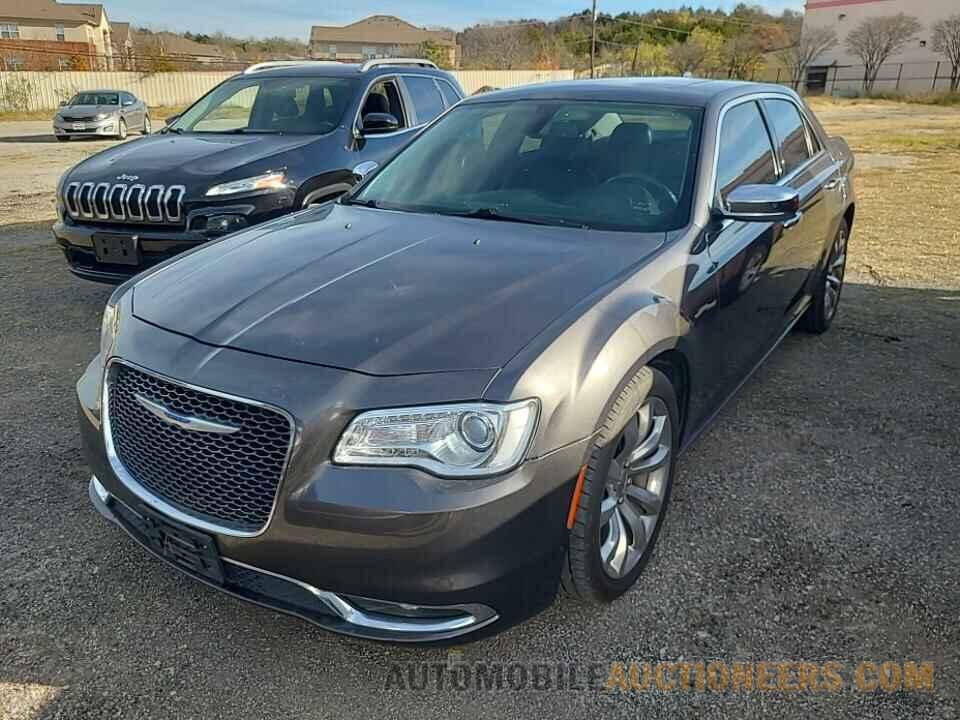 2C3CCAEG6KH585685 Chrysler 300 Limited 2019