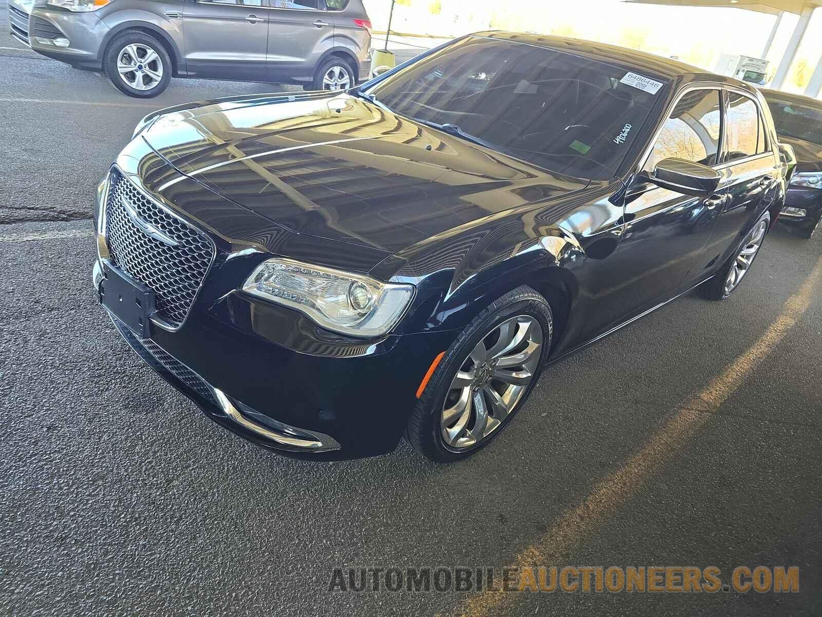 2C3CCAEG8KH528484 Chrysler 300 2019