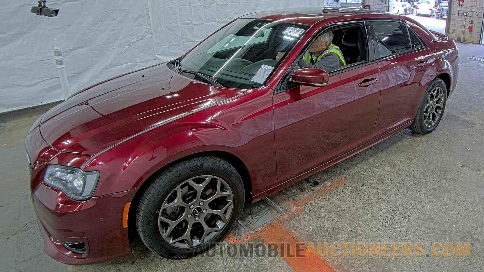 2C3CCAGG2JH331094 Chrysler 300 2018