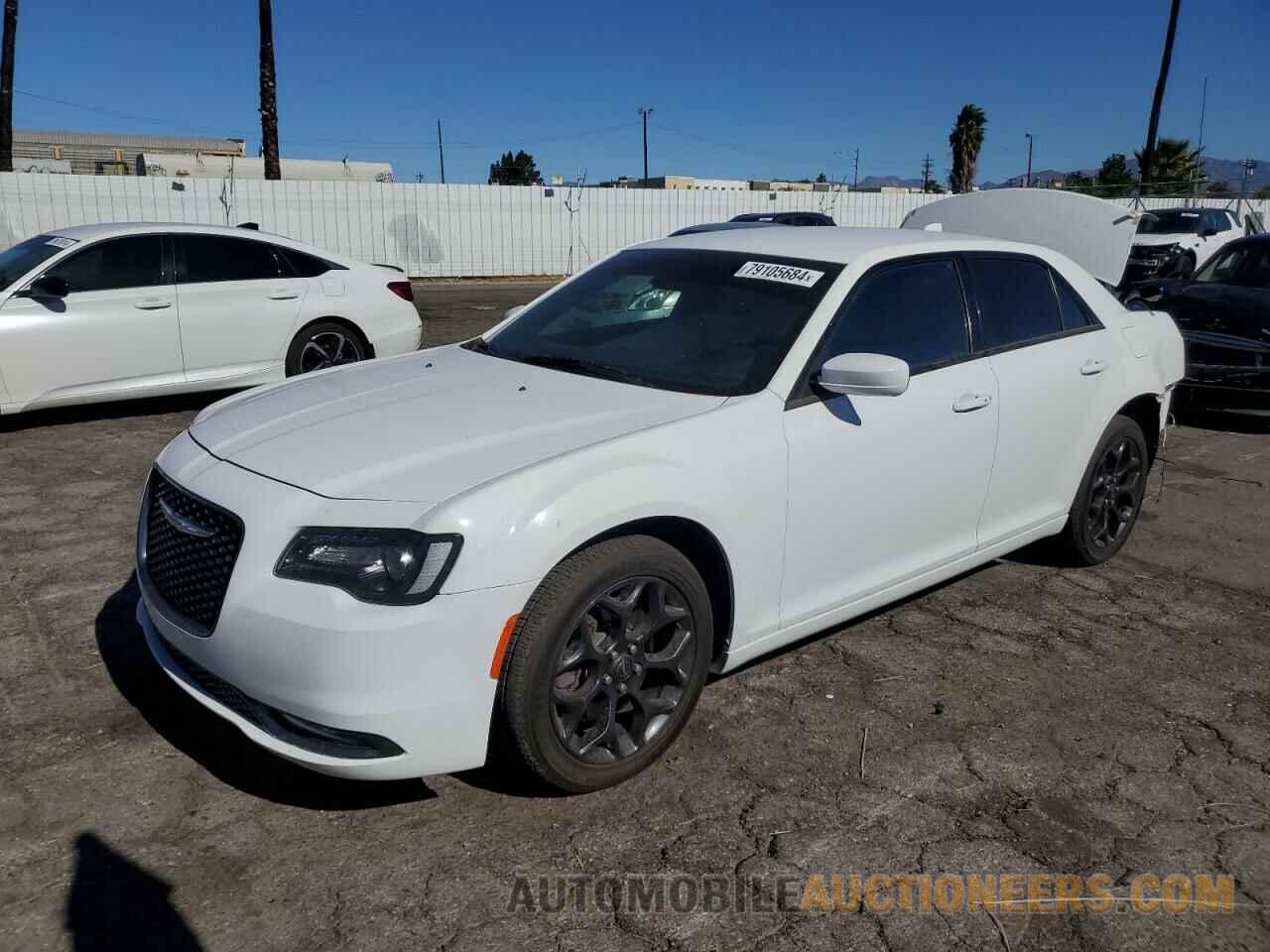 2C3CCAGG2KH648777 CHRYSLER 300 2019