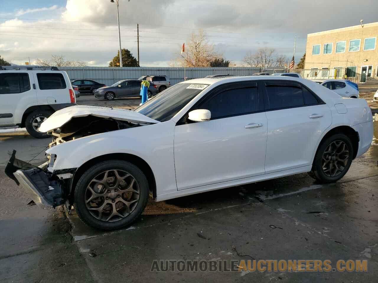 2C3CCAGG5GH274298 CHRYSLER 300 2016