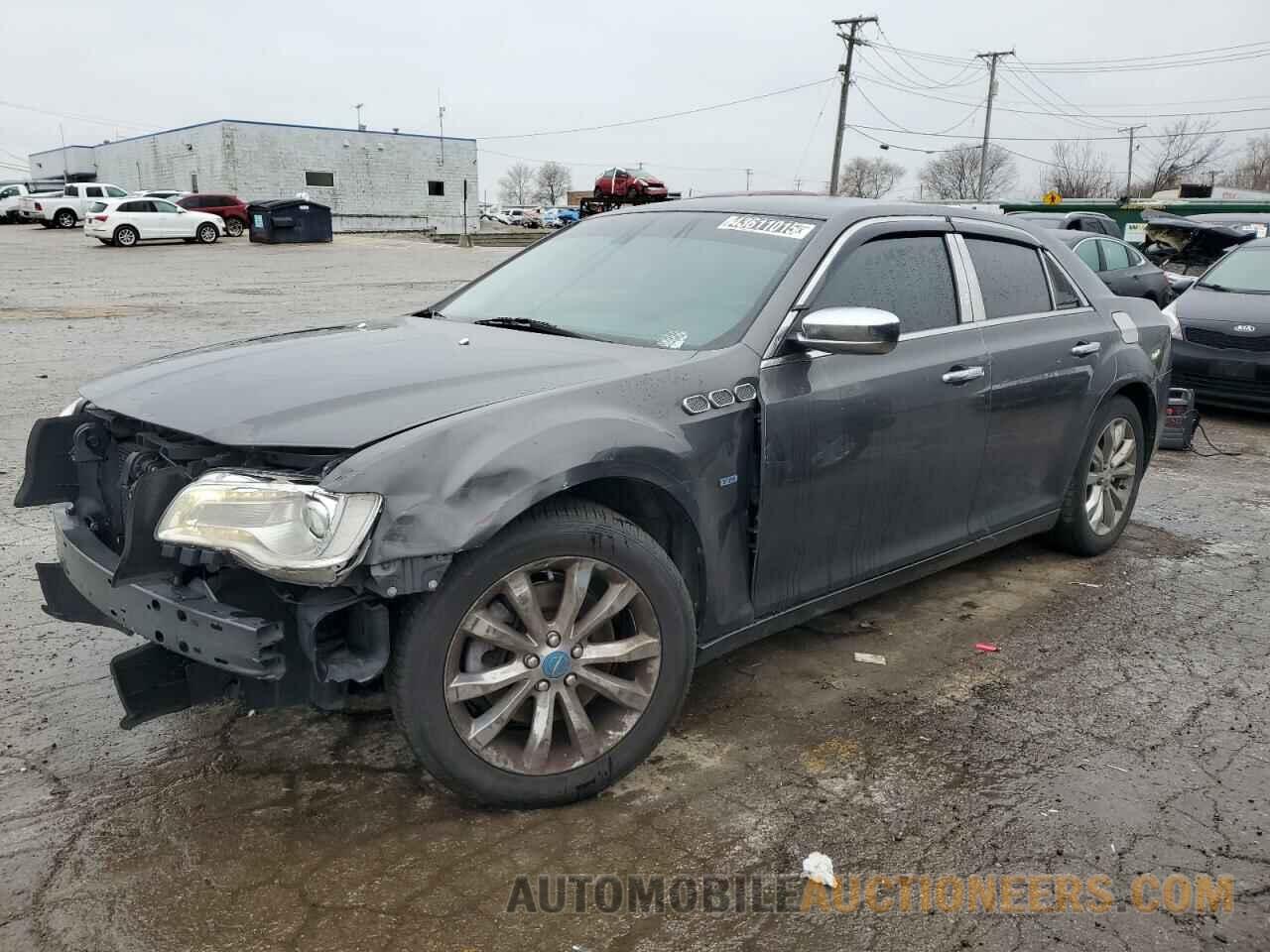 2C3CCAKG1JH216686 CHRYSLER 300 2018