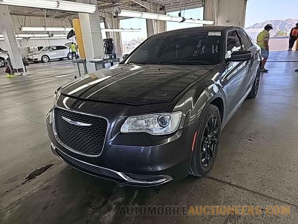 2C3CCARG2JH324952 Chrysler 300 2018