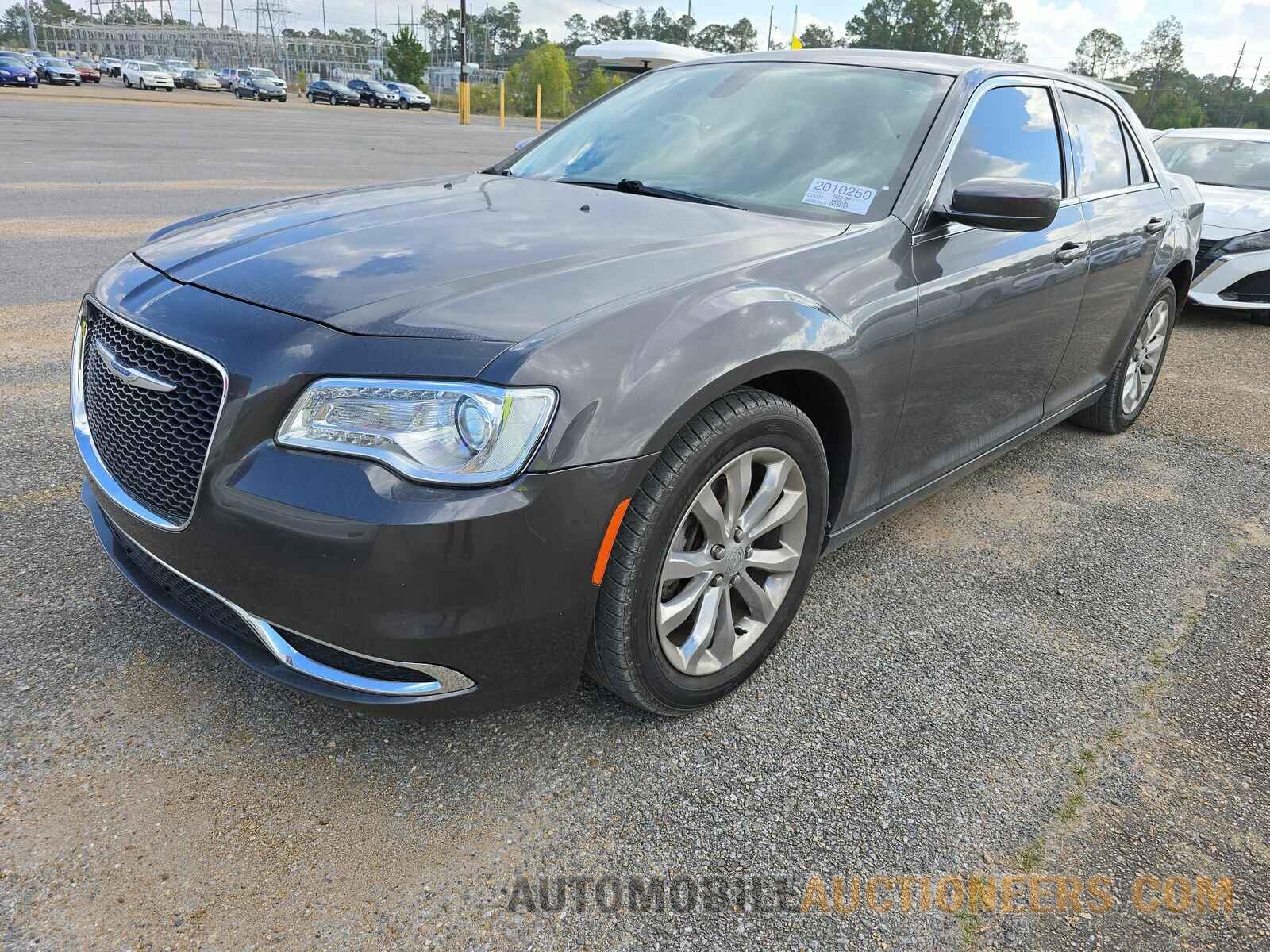 2C3CCARG6JH282169 Chrysler 300 2018