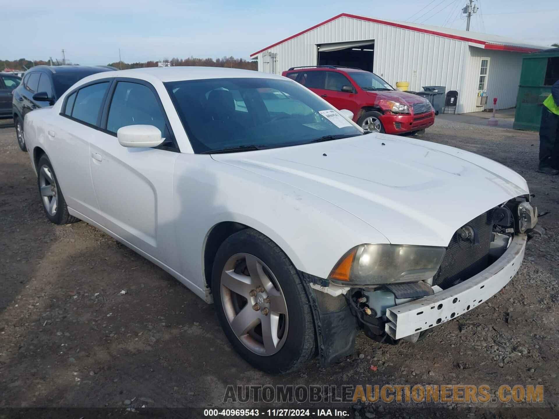 2C3CDXAT0DH734565 DODGE CHARGER 2013