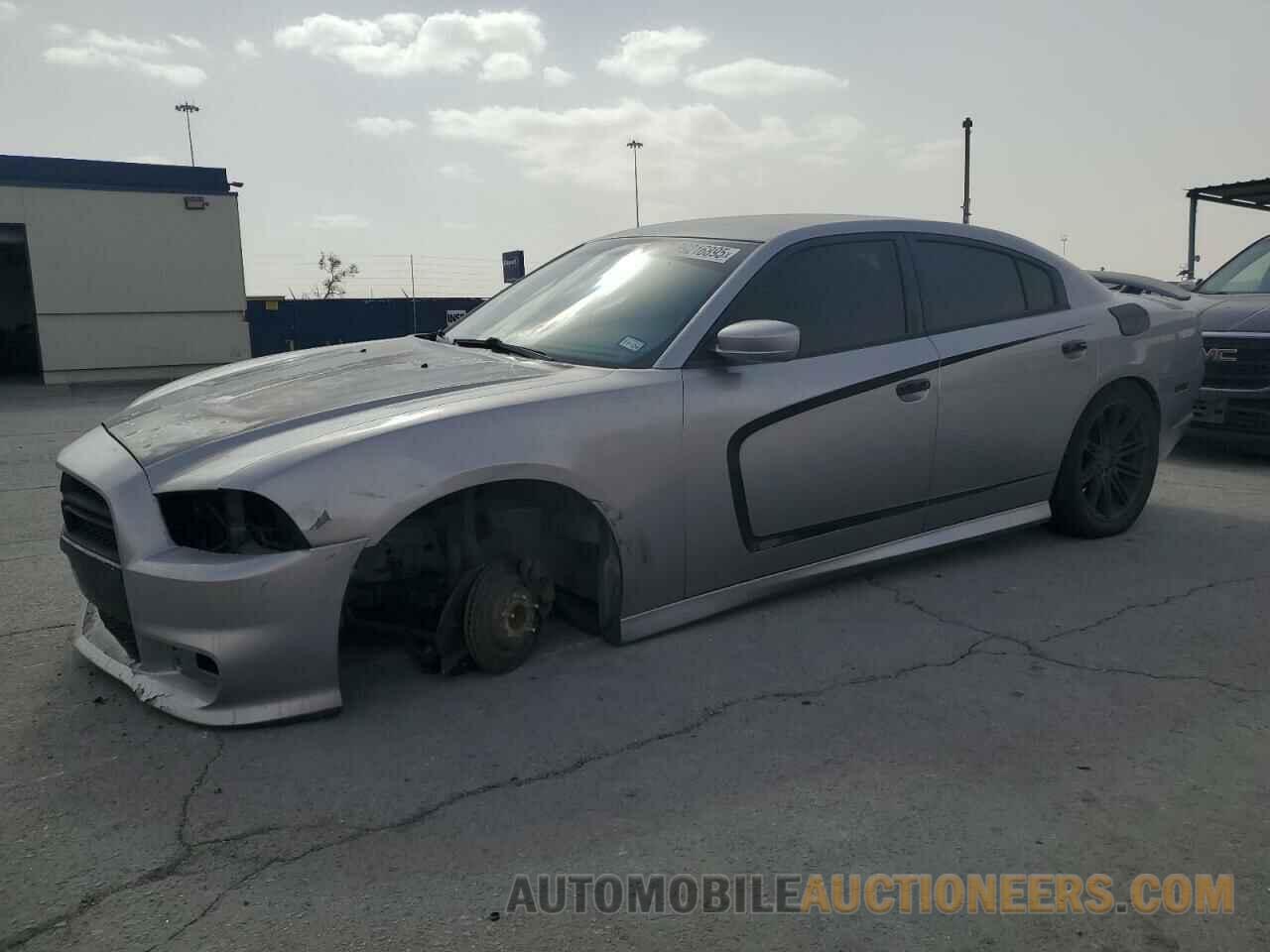 2C3CDXBG4DH609733 DODGE CHARGER 2013