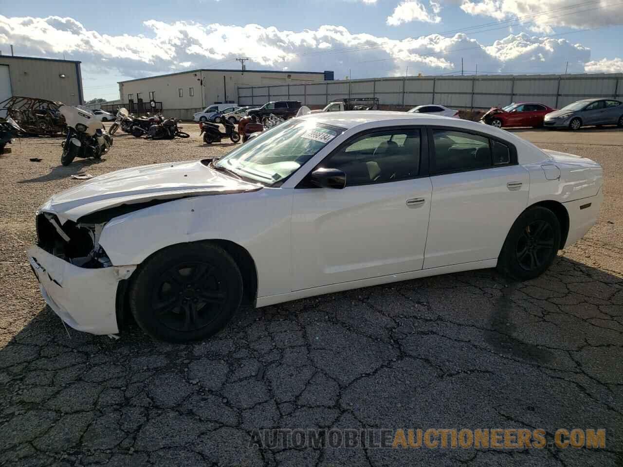 2C3CDXBG5DH587385 DODGE CHARGER 2013