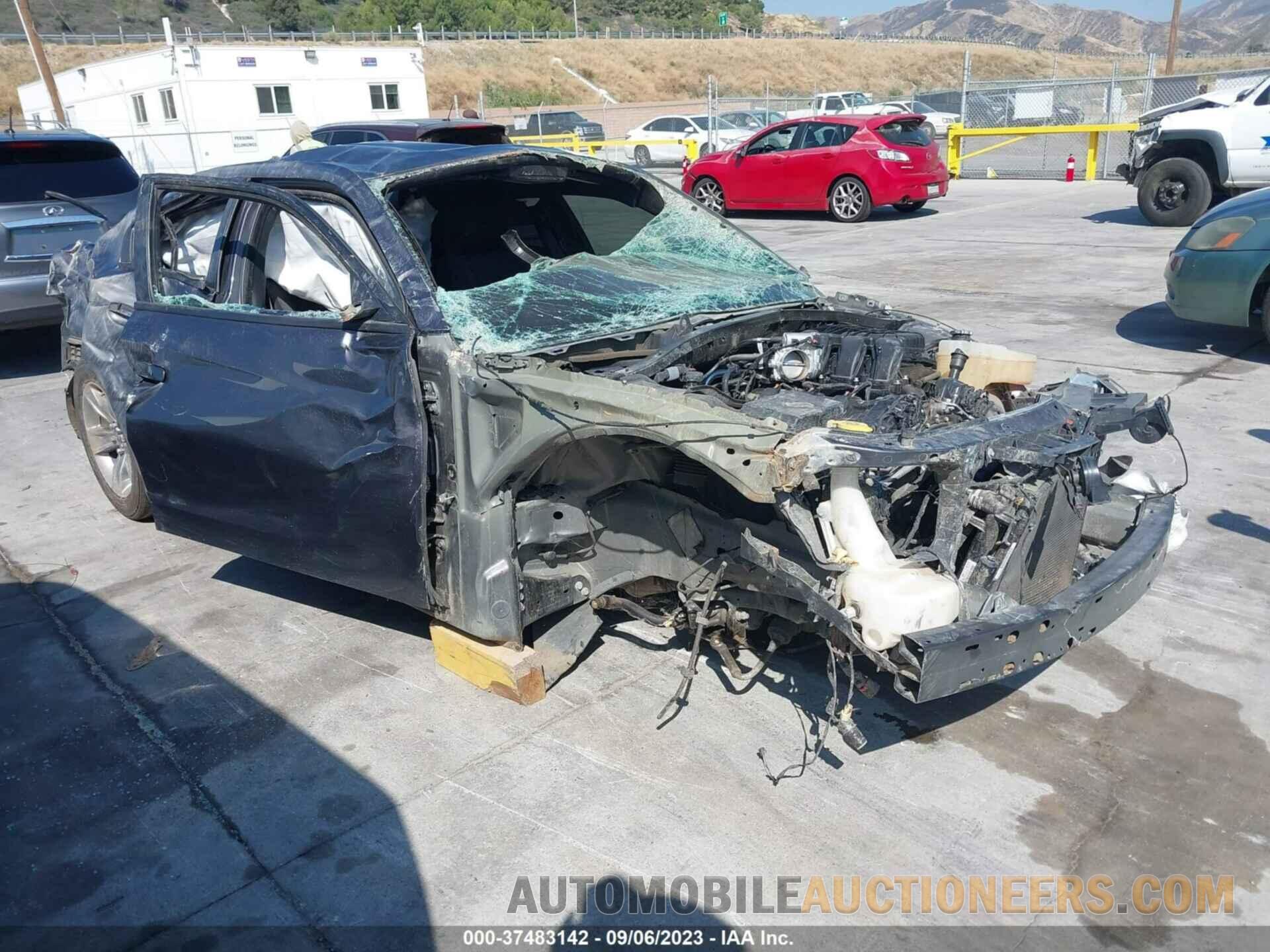 2C3CDXBG5KH707652 DODGE CHARGER 2019