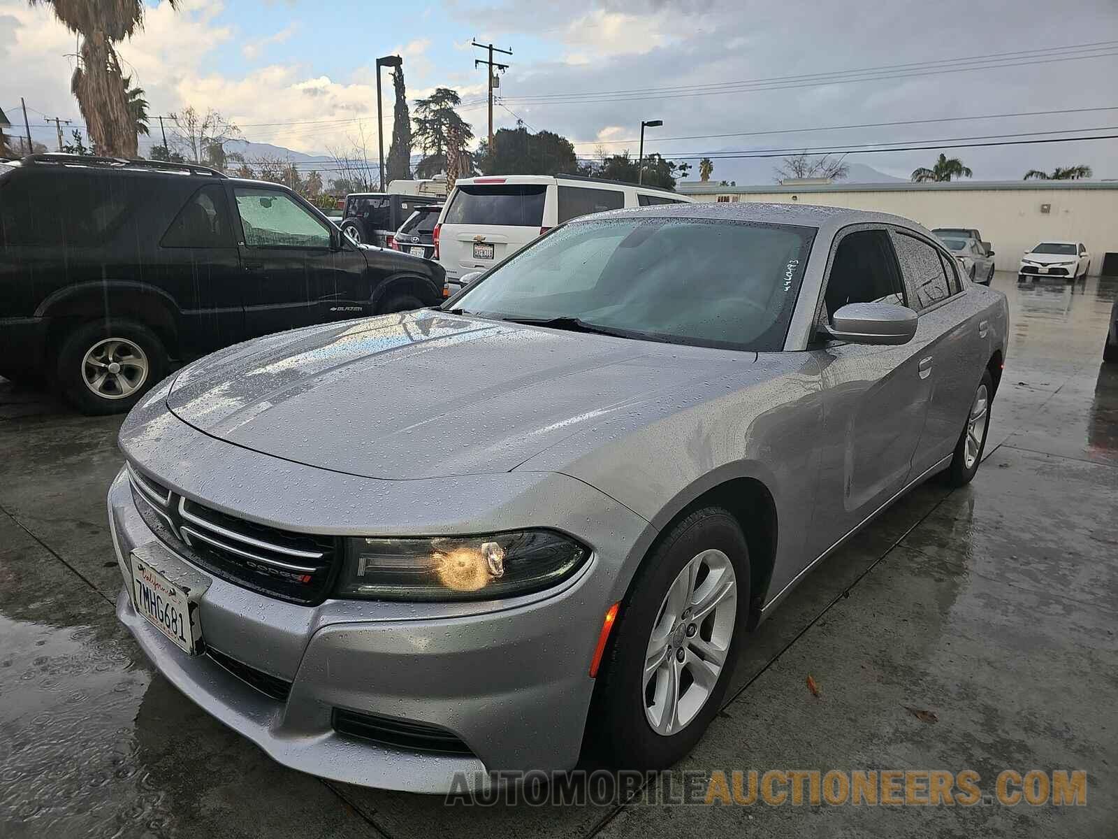 2C3CDXBG9FH724881 Dodge Charger 2015