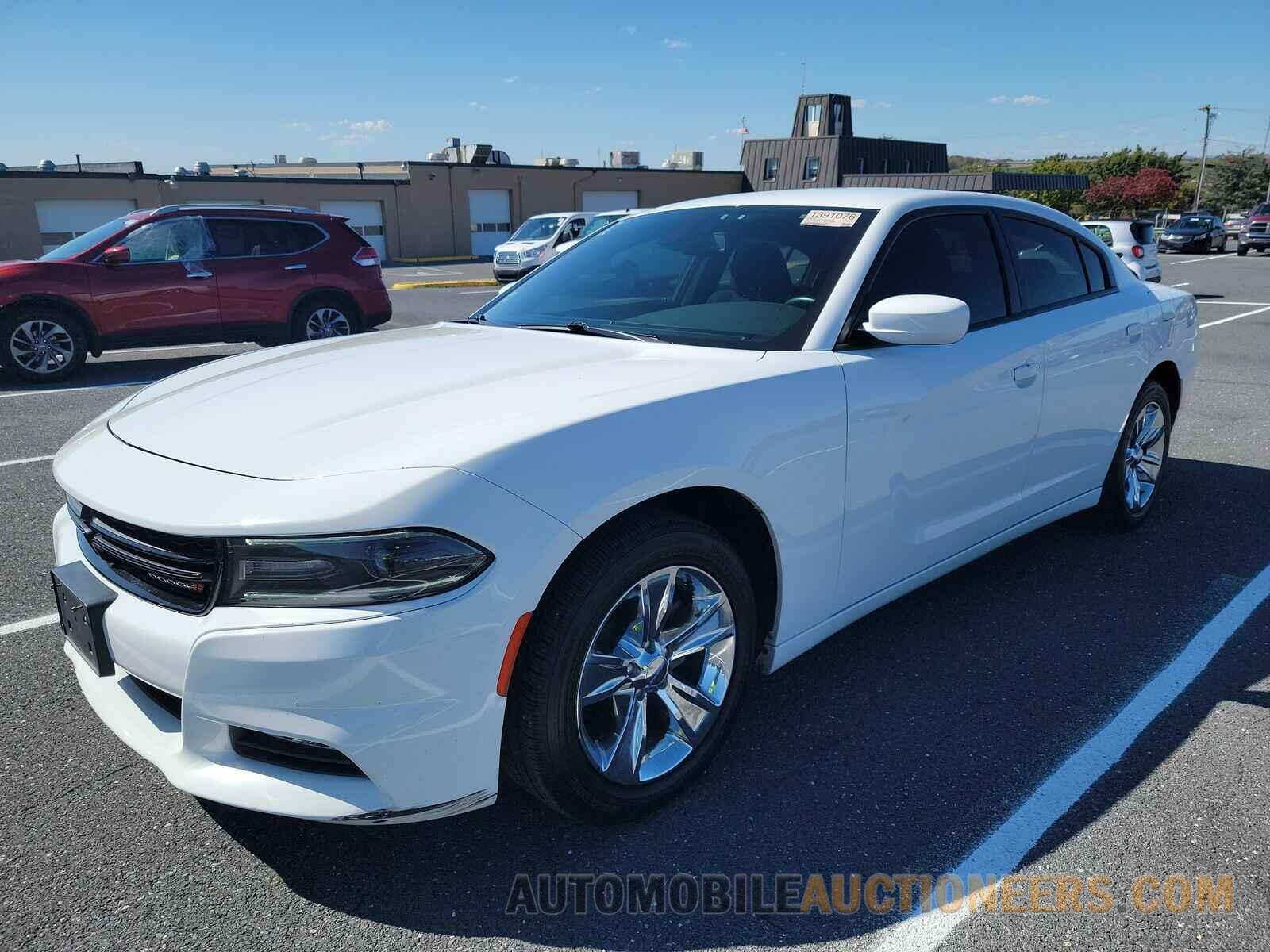 2C3CDXHG1JH175886 Dodge Charger 2018