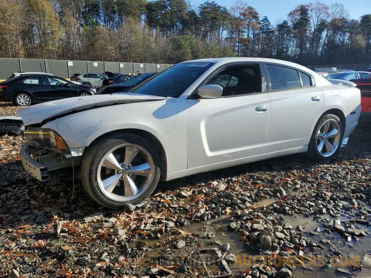 2C3CDXHG5DH730567 DODGE CHARGER 2013