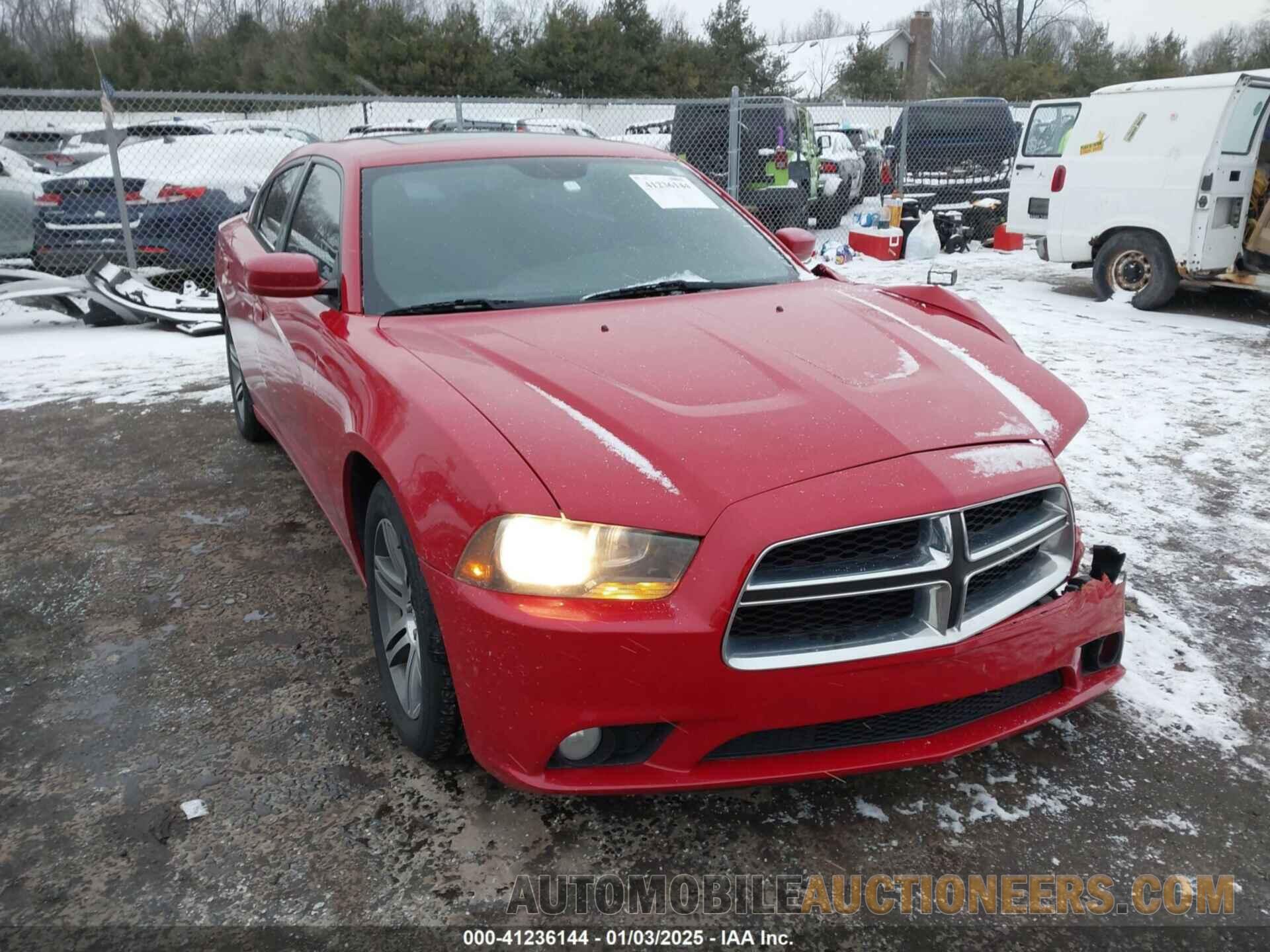 2C3CDXHG8DH633086 DODGE CHARGER 2013