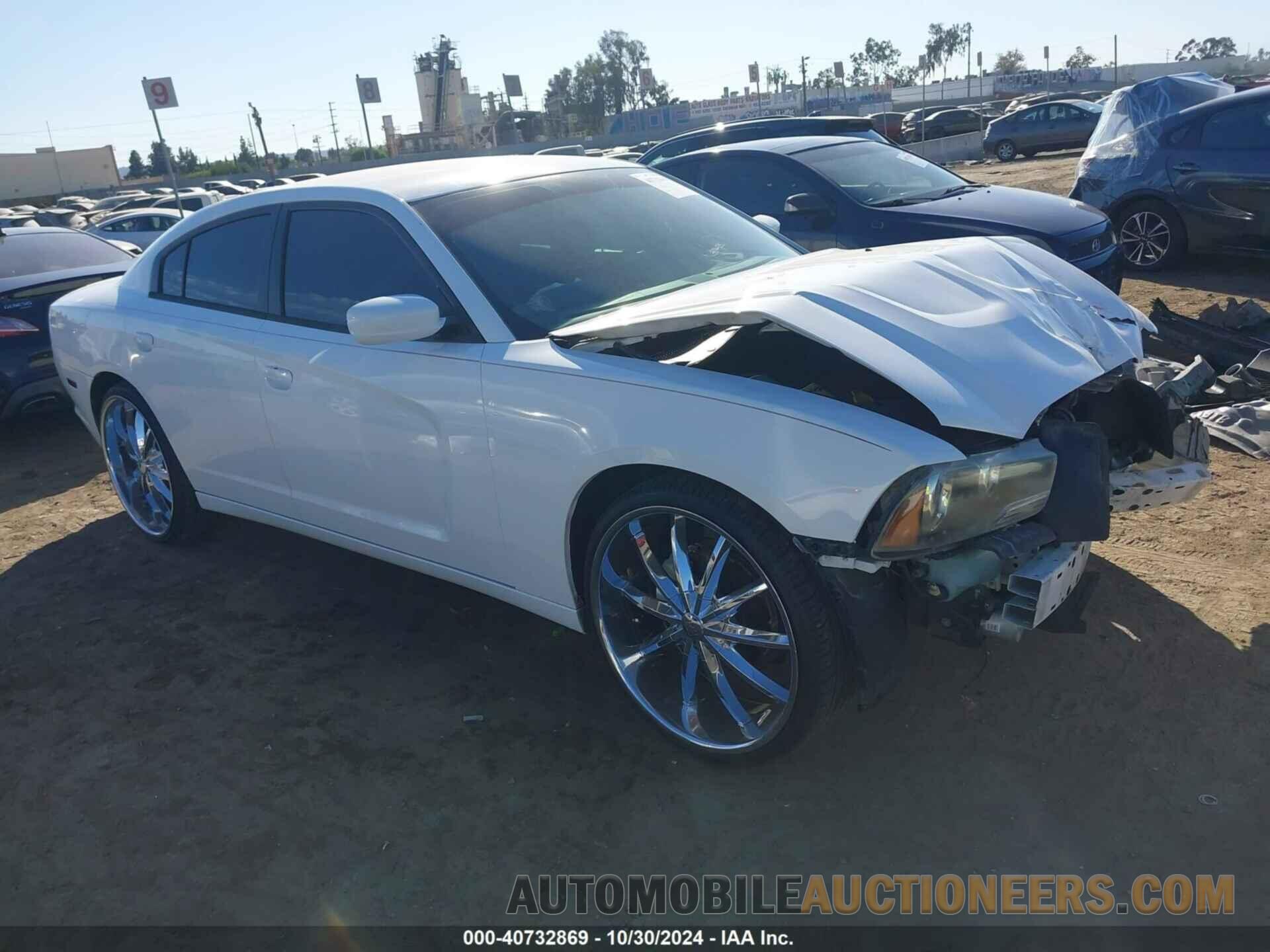 2C3CDXHG9DH615096 DODGE CHARGER 2013