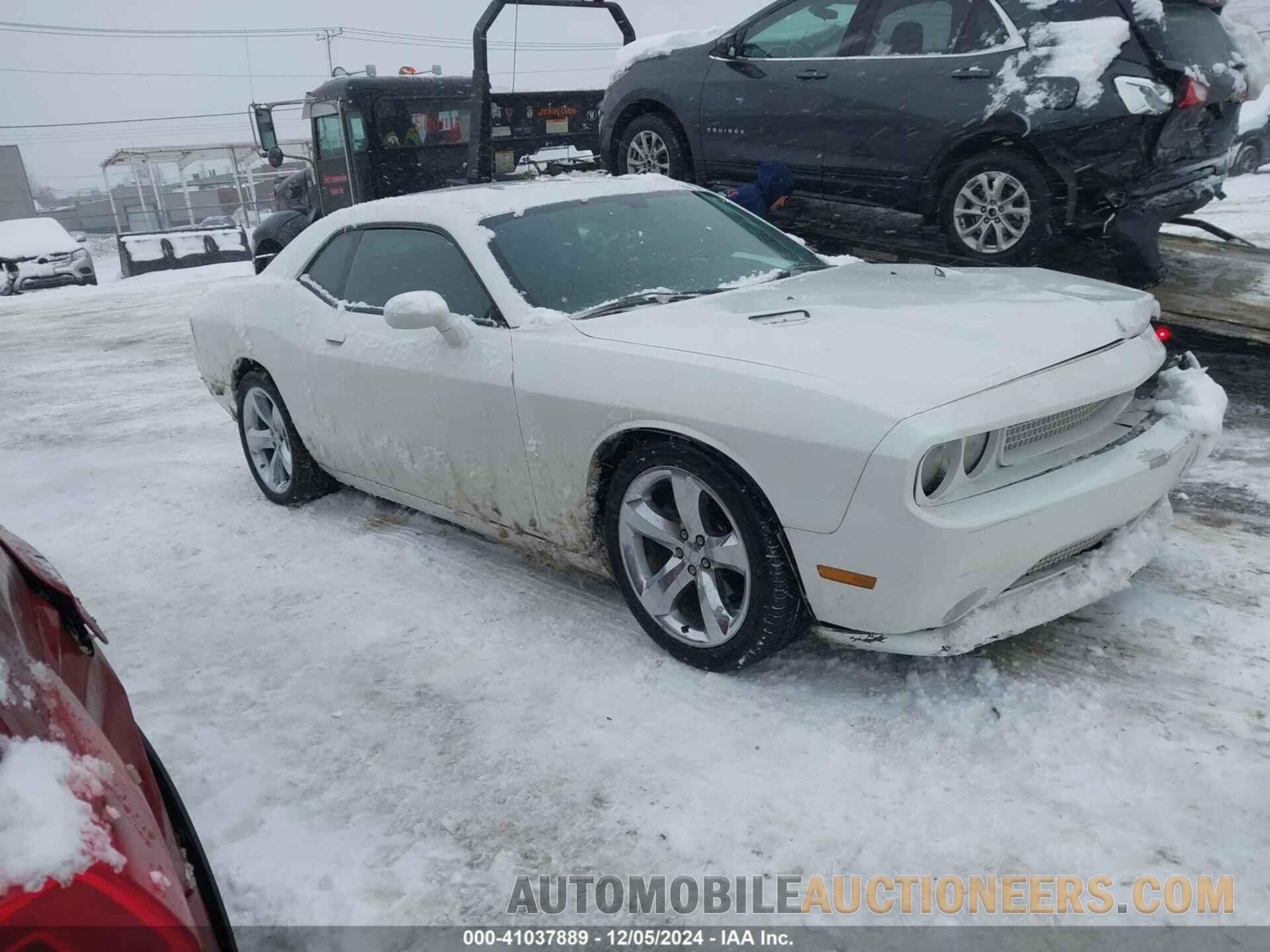 2C3CDYAG1DH539468 DODGE CHALLENGER 2013