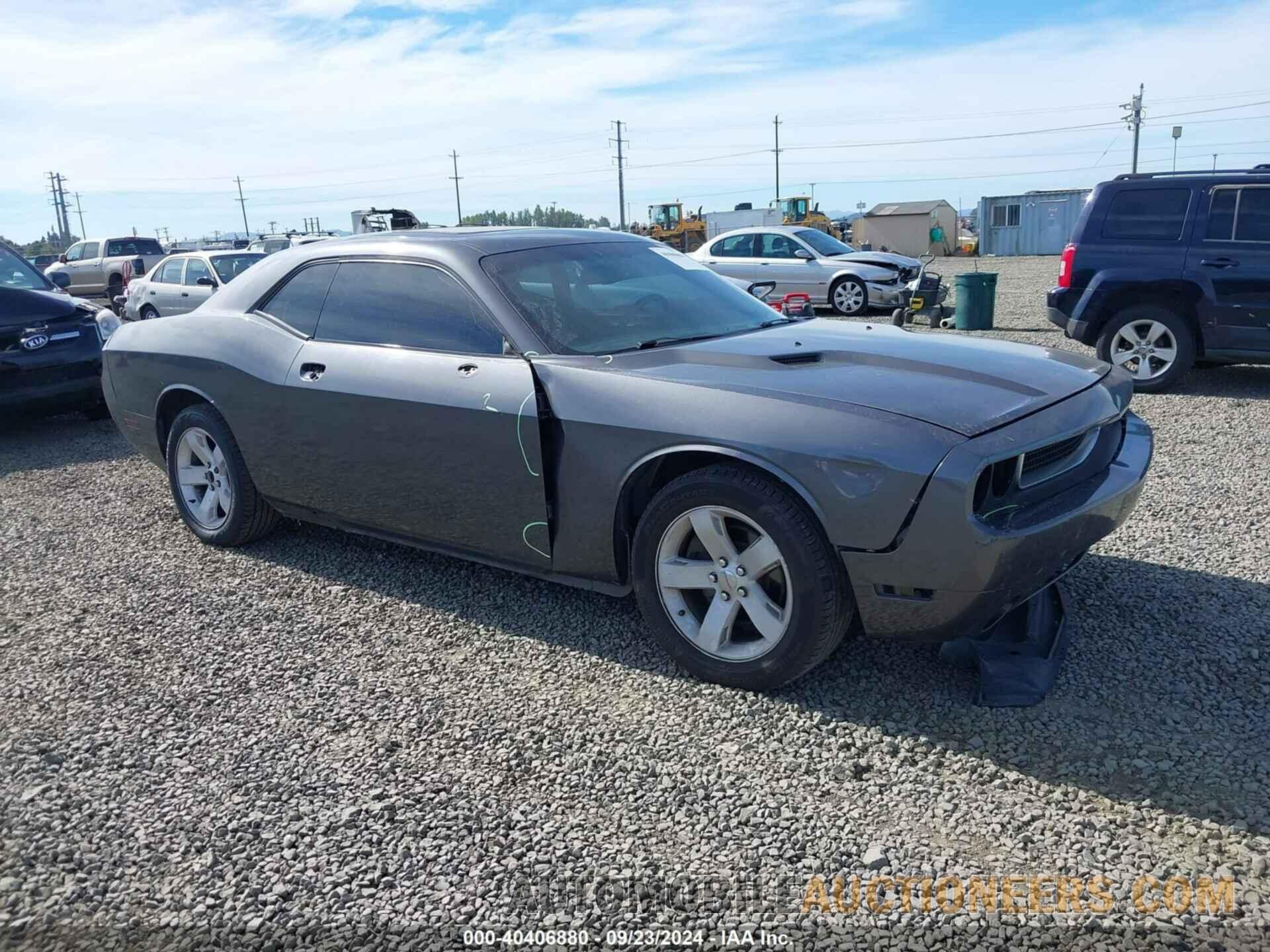 2C3CDYAG2DH695308 DODGE CHALLENGER 2013